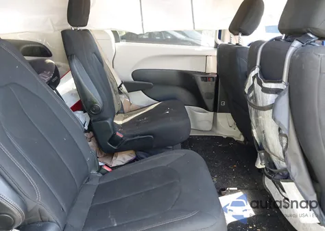 2019 Chrysler Pacifica Touring Plus из США, поврежденный, VIN 2C4RC1FGXKR568886